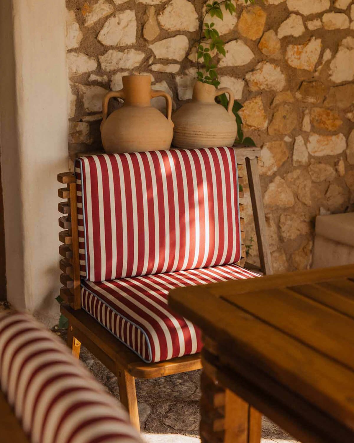 Silla de Exterior de Madera de Acacia con Cojines de Tela Hazan, imagen de galer&iacute;a 3