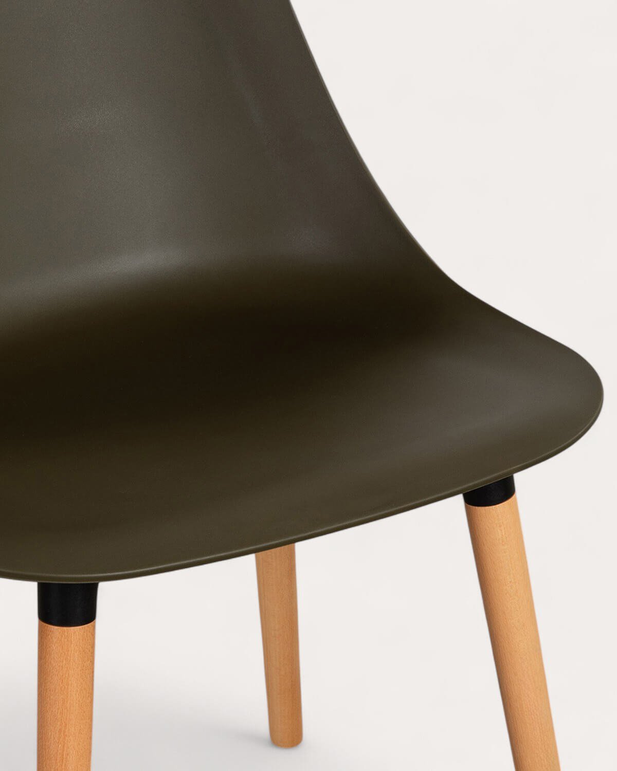 Silla de Exterior de Polipropileno y Madera Reine, imagen de galería 6