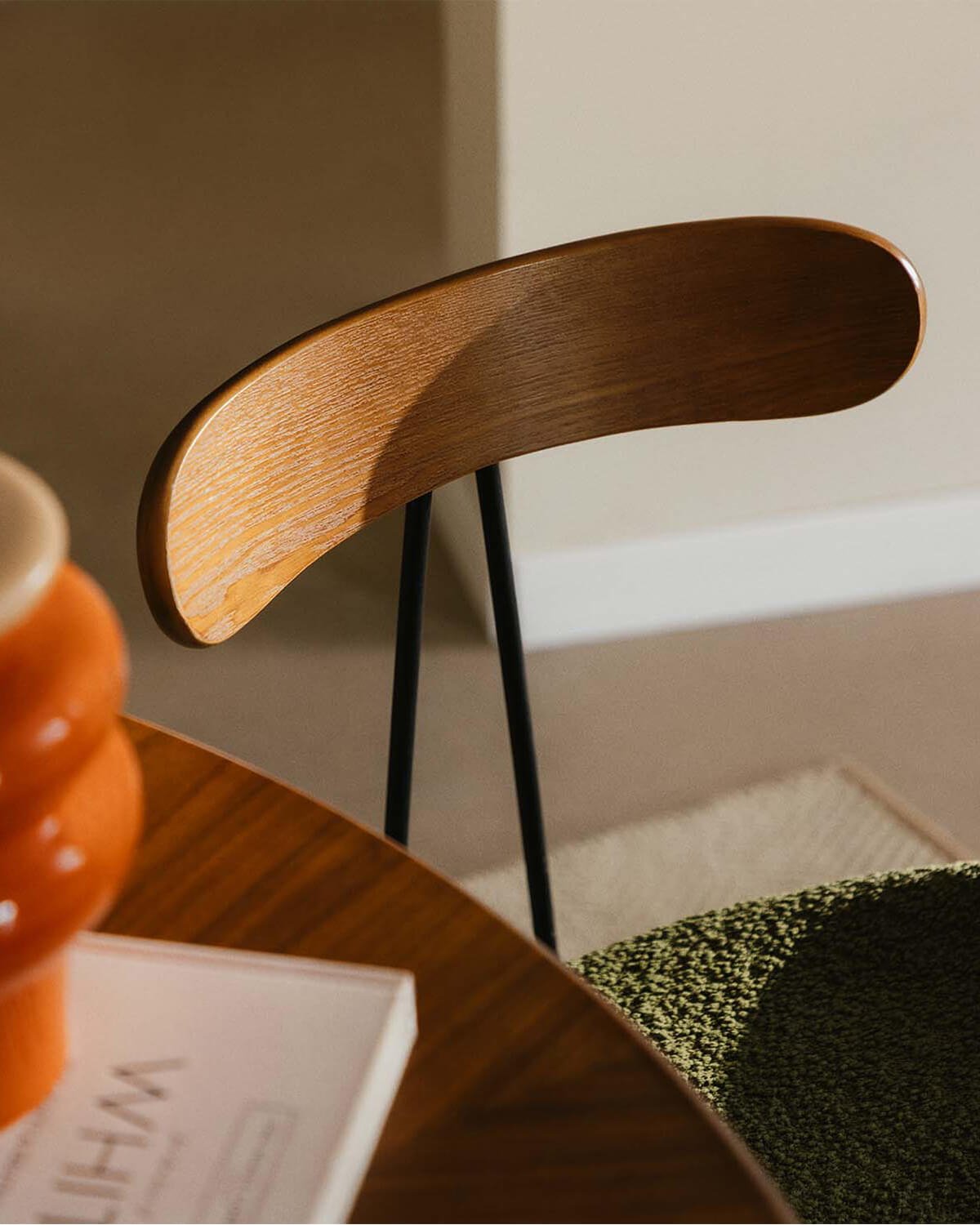 Silla de Comedor de Tela y Madera Brunela, imagen de galería 3