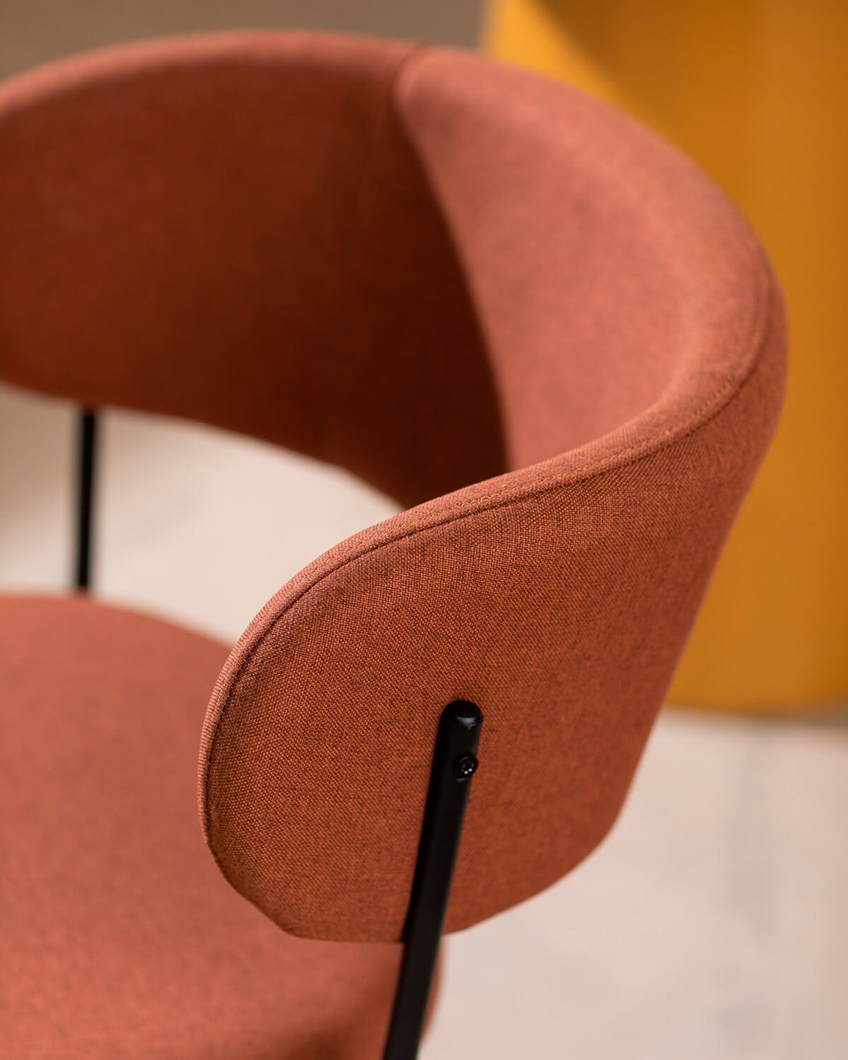 Silla de Comedor de Tela y Metal Bonse, imagen de galería 3