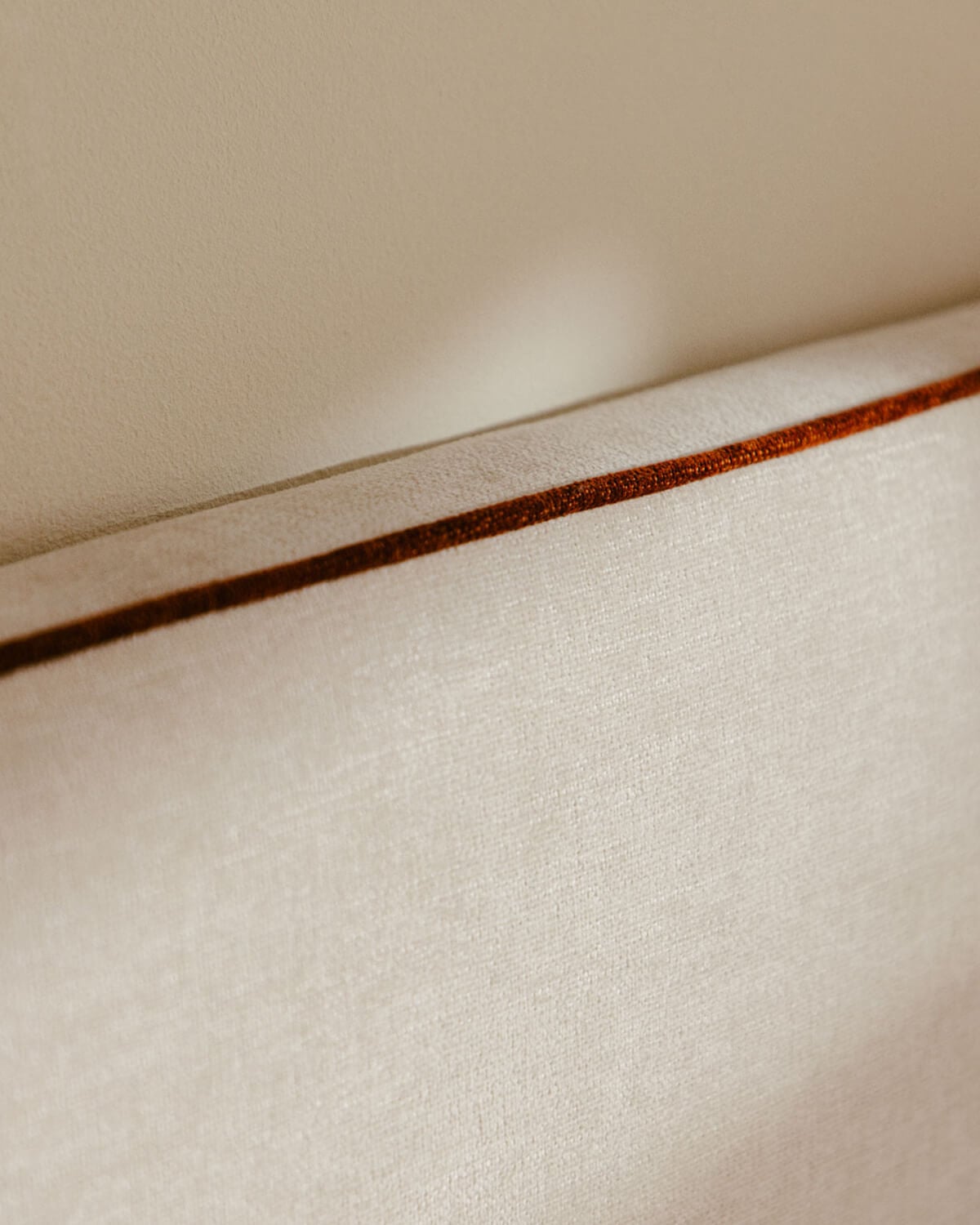 Cabecero para cama 170 cm de tela Ilham, imagen de galer&iacute;a 3