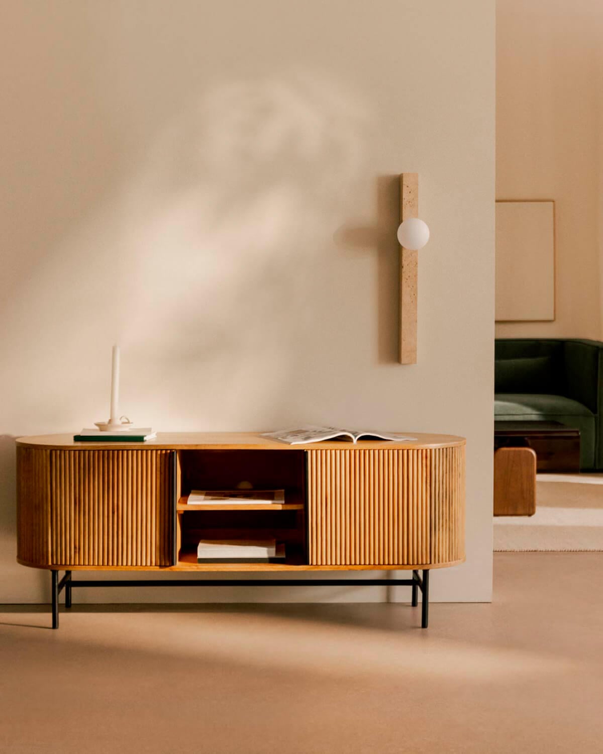Mueble de TV 2 Puertas 137x43 cm de Madera de Mango Viena, imagen de galer&iacute;a 2
