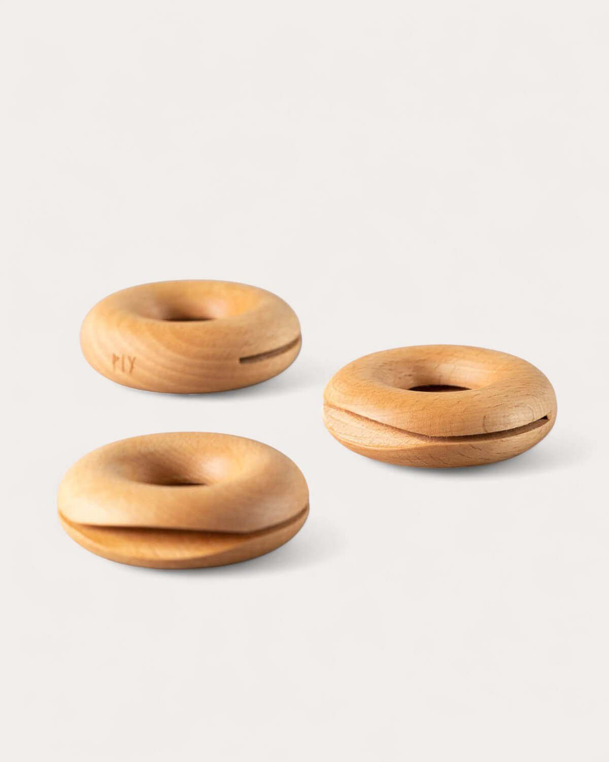 Set 3 Pinzas de Madera Piy, imagen de galería 1