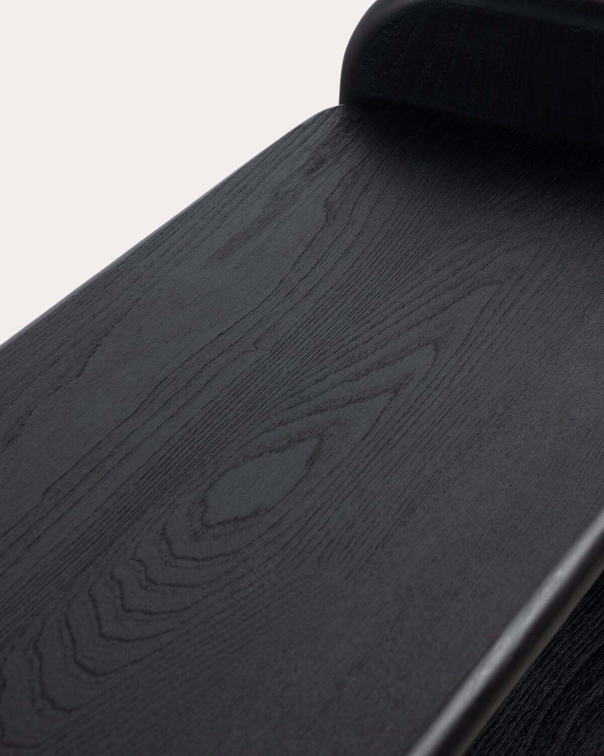 Mueble de TV de Madera de Pino y Madera de Olmo Kuroen, imagen de galería 8