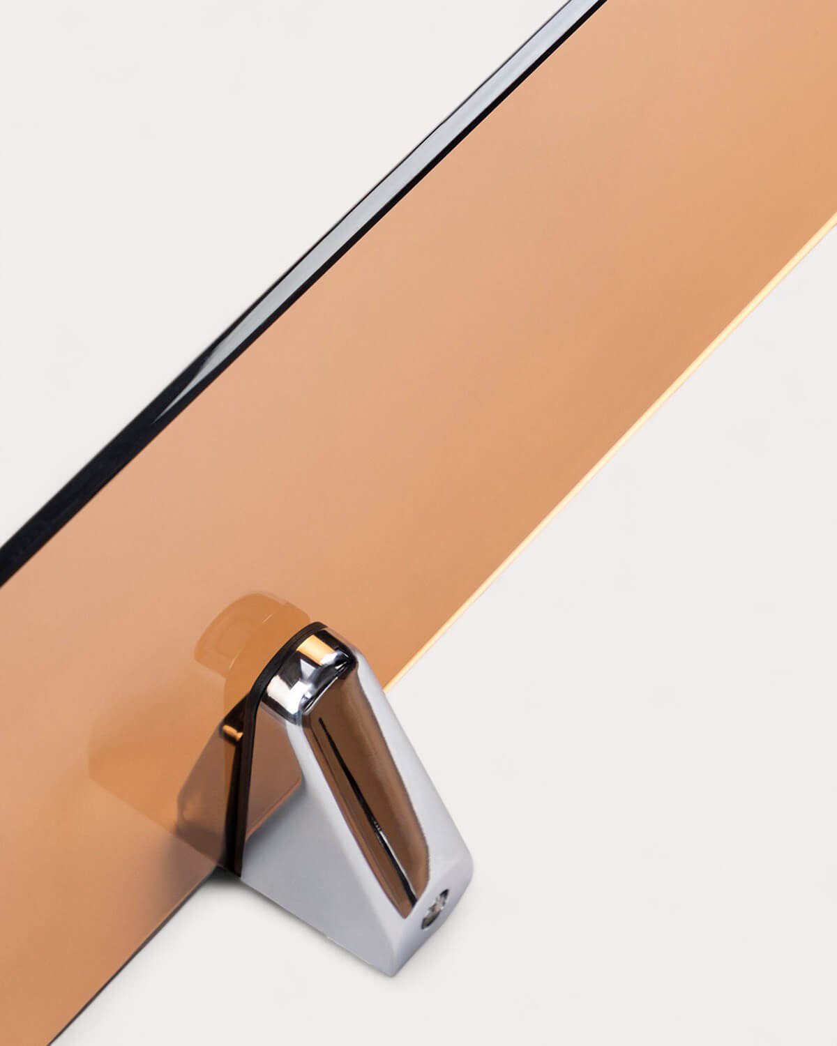 Set de 2 Estantes de Pared de Cristal Curvado Iris, imagen de galería 4