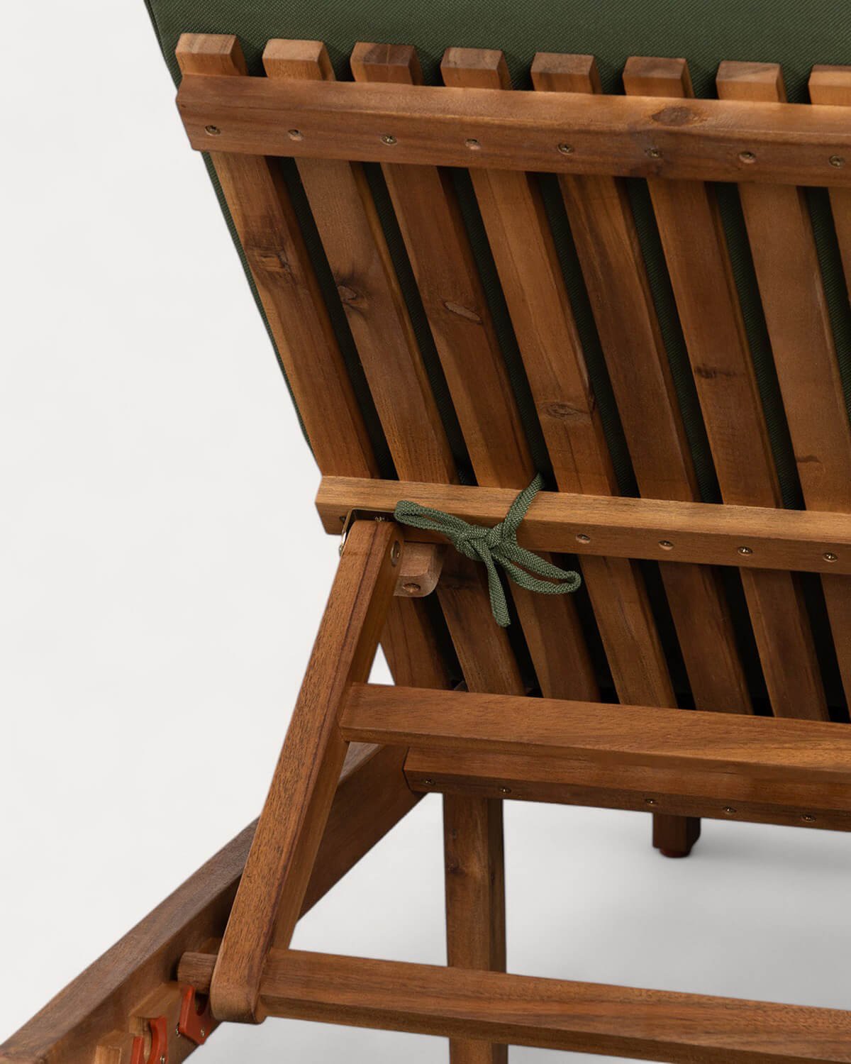 Tumbona Reclinable de Madera de Acacia con Cojín de Tela Hazan, imagen de galería 7