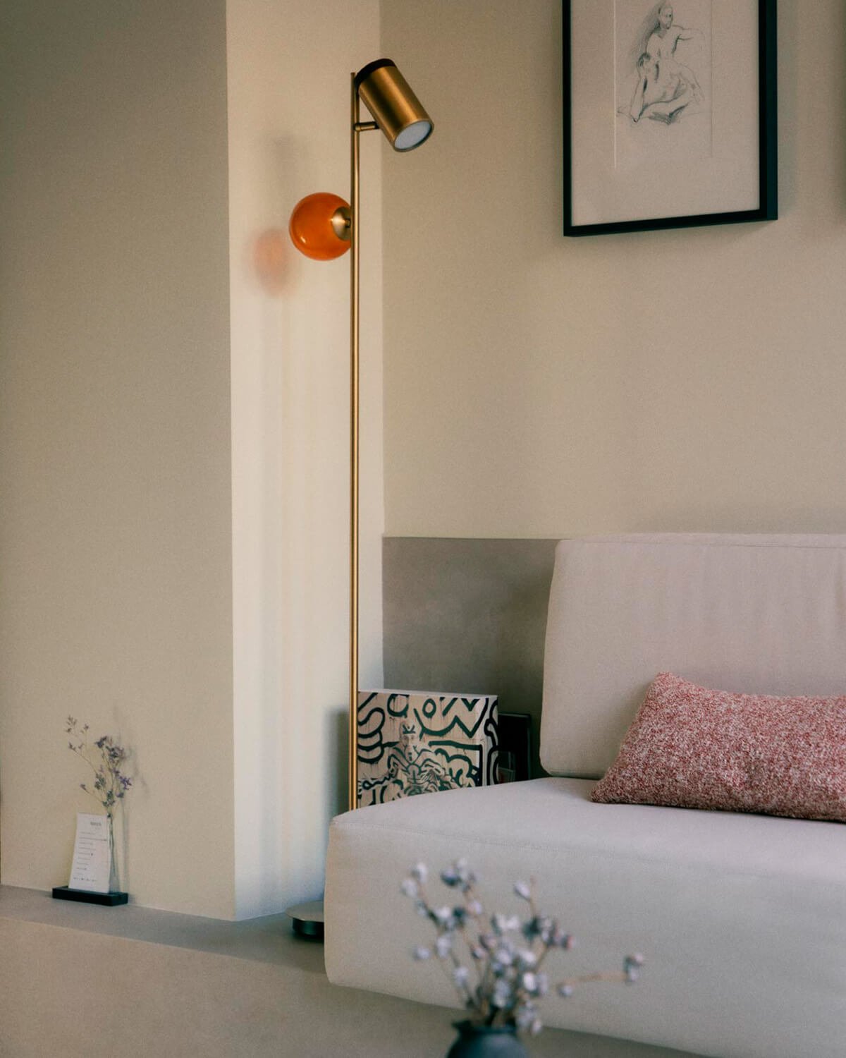 Lámpara de Pie de Metal Caira, imagen de galería 2