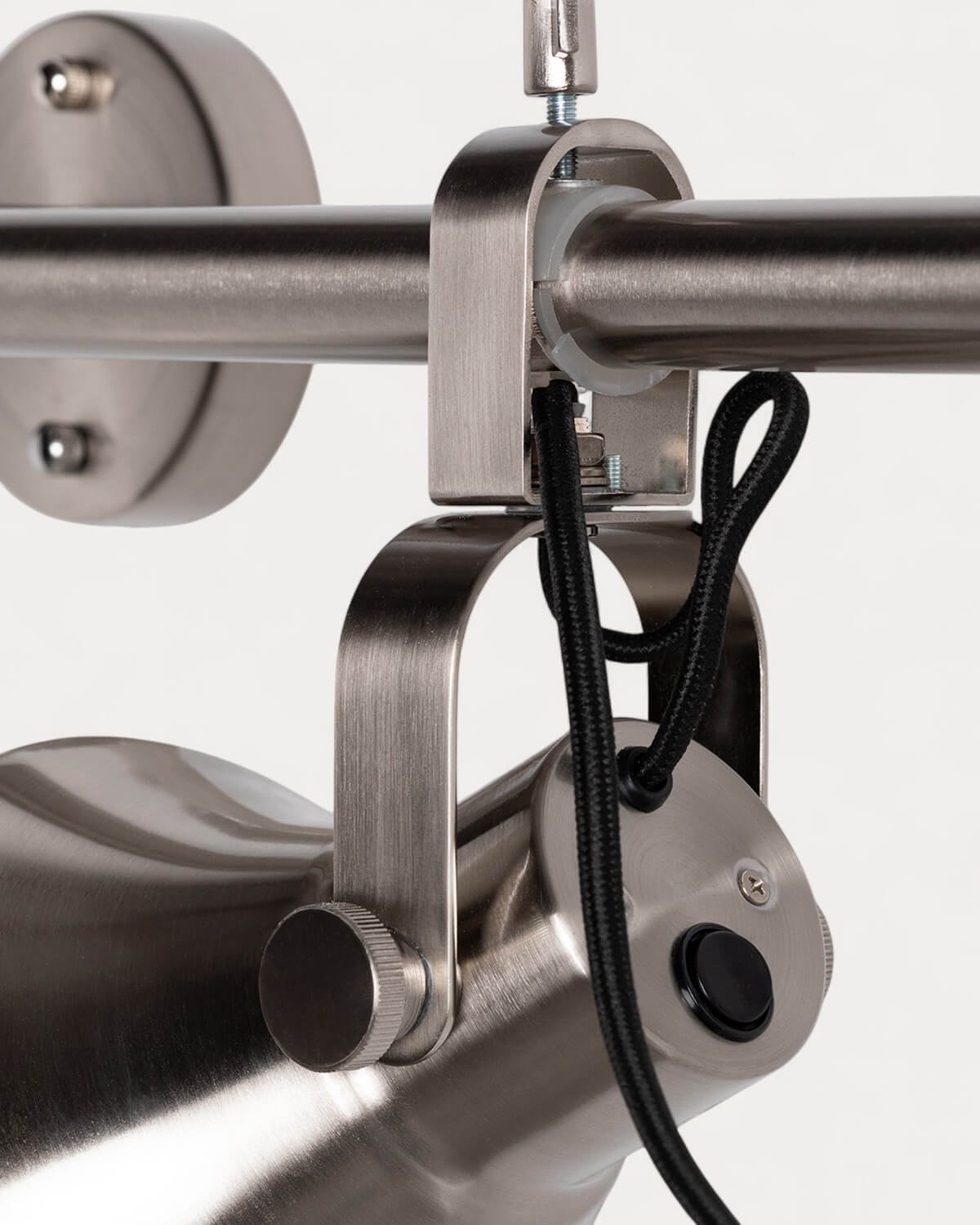 Aplique de Pared de Metal Eneas, imagen de galería 4