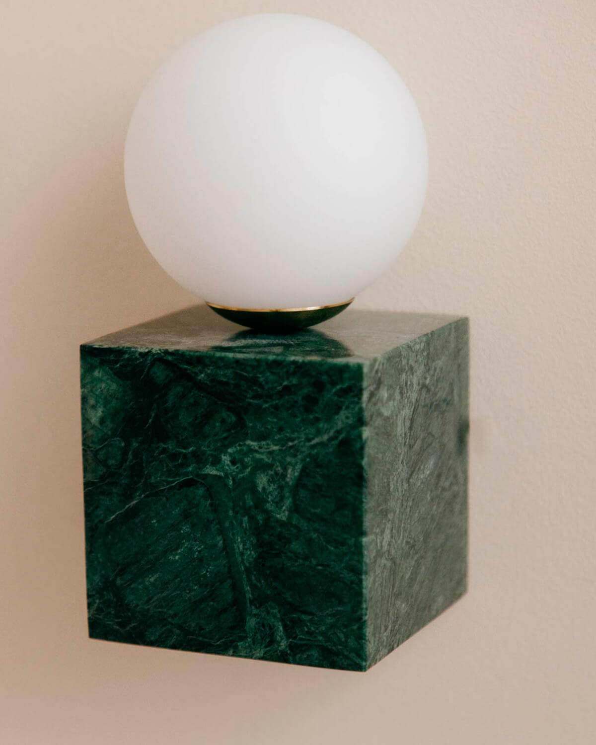 Aplique de Pared Cubo de Mármol Lunas , imagen de galería 3