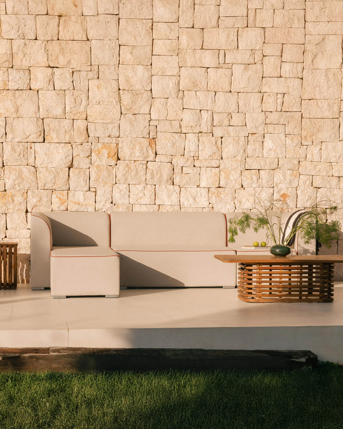Sofá Modular de Jardín 3 Piezas con 2 Esquineros y Sofá 2 Plazas con Puff de Tela Lagos, imagen de galería 2