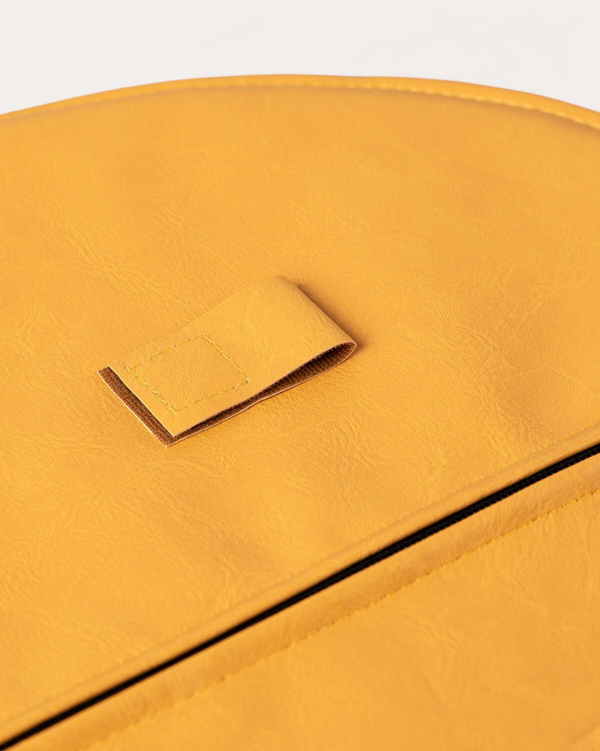 Cojín Rectangular de Polipiel (42,5x41 cm) para Silla Aras, imagen de galer&iacute;a 8