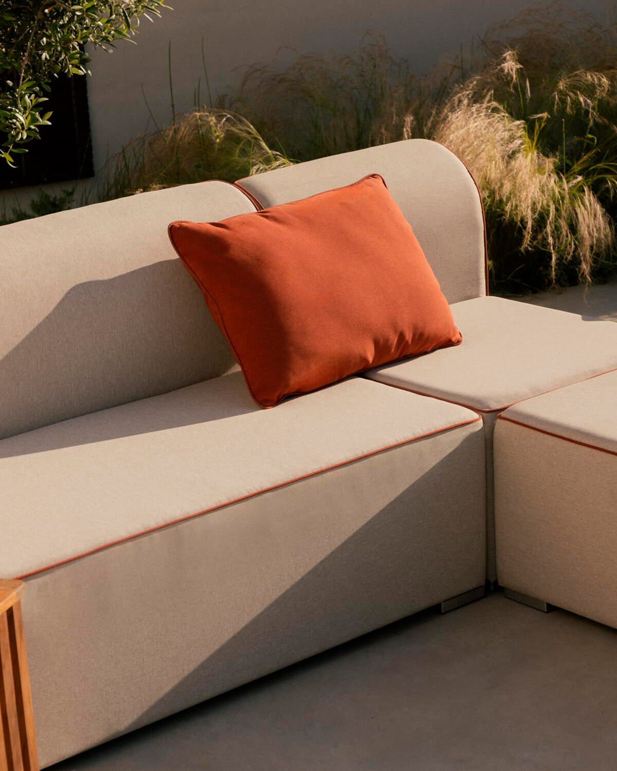 Sofá Modular de Jardín 2 Piezas Sofá 2 Plazas y Sillón con Puff de Tela Lagos, imagen de galería 3