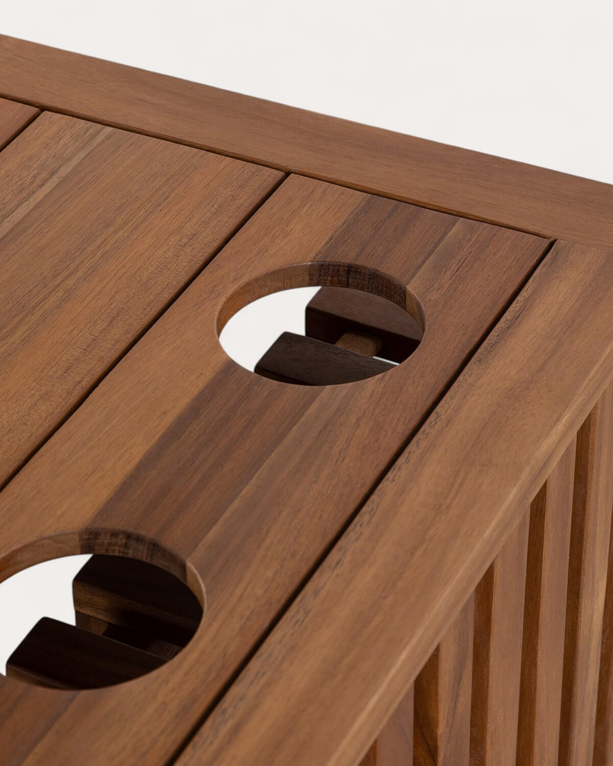 Set de 45x45 cm tumbona y mesa auxiliar de madera de acacia Hazan, imagen de galer&iacute;a 7