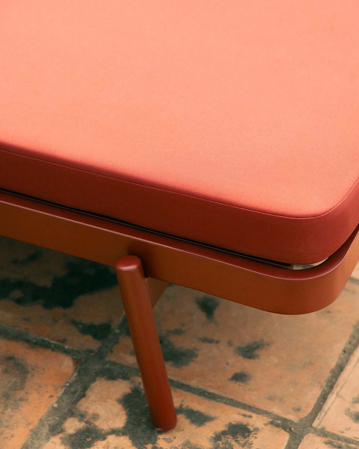 Tumbona Reclinable de Aluminio con Cojín de Tela Celina , imagen de galería 3