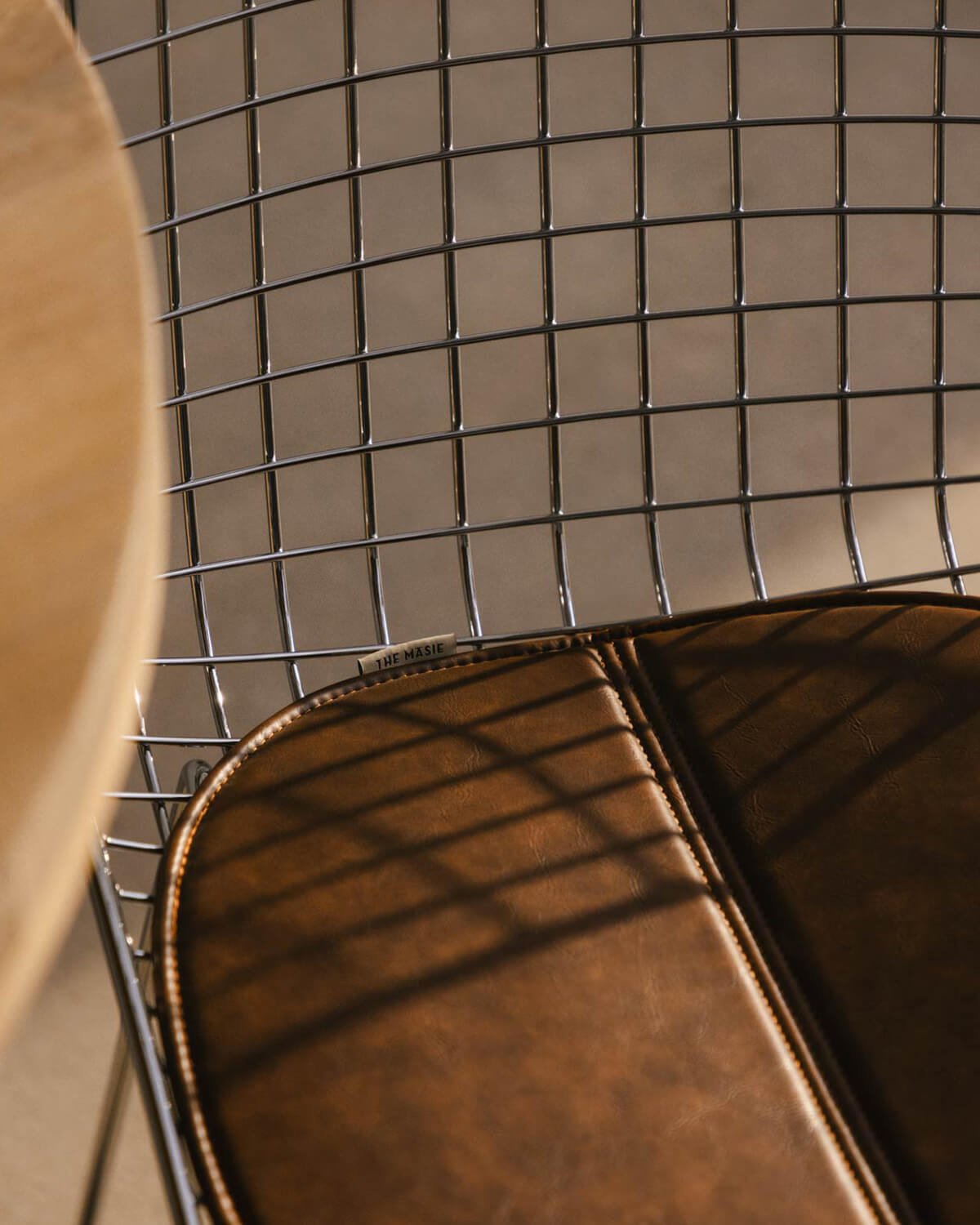 Pack 4 Sillas de Comedor de Metal Respaldo Alto Aras , imagen de galería 3