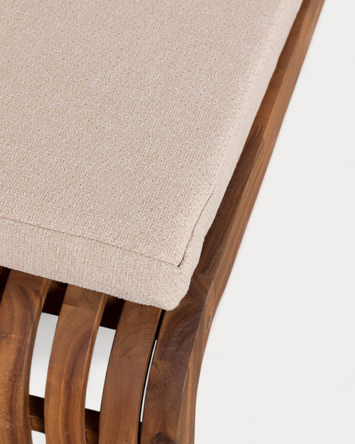 Set de 2 Tumbonas y Mesa Auxiliar de Madera de Acacia (45x45 cm) Hazan, imagen de galería 6