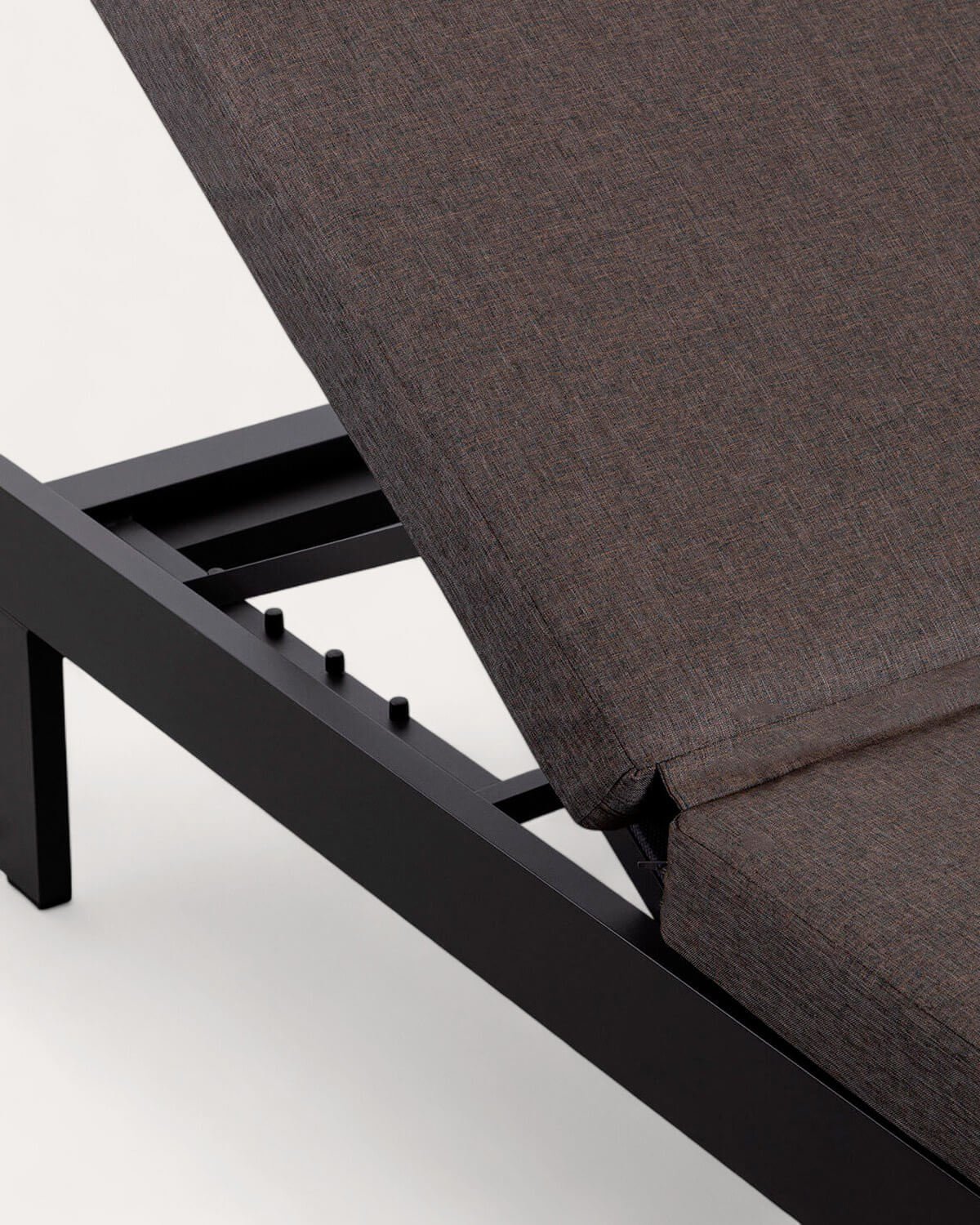 Tumbona con Cojín Desenfundable y Cojín Rectangular New Kreta, imagen de galer&iacute;a 4