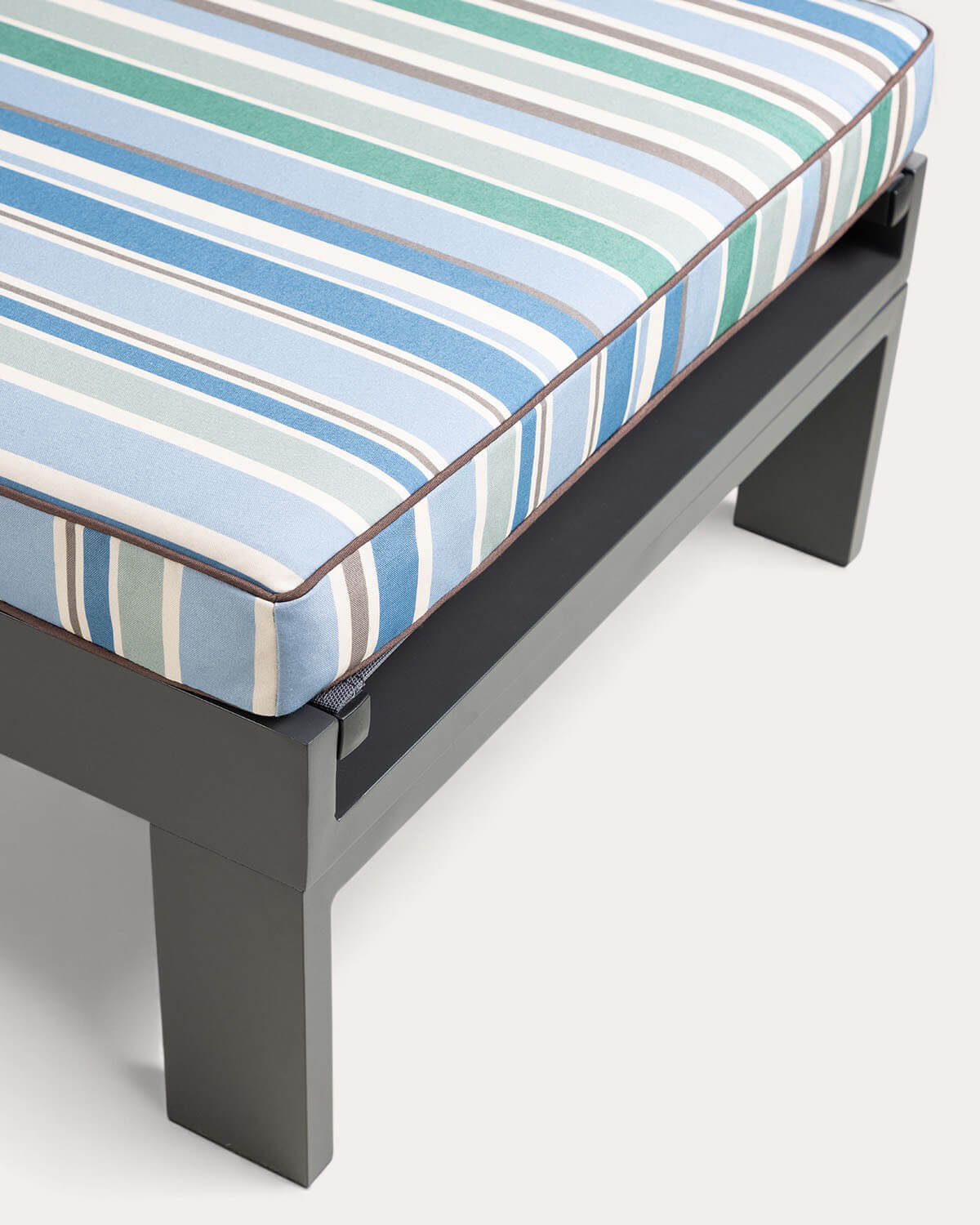 Tumbona Reclinable de Aluminio Kreta con Cojín de Tela Edimbra, imagen de galer&iacute;a 8