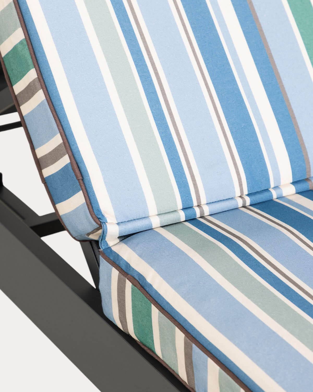 Tumbona Reclinable de Aluminio Kreta con Cojín de Tela Edimbra, imagen de galer&iacute;a 7