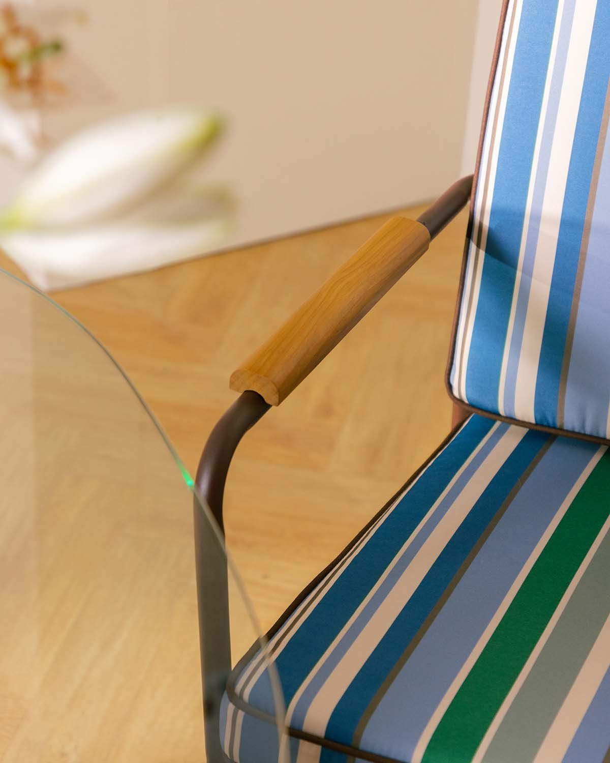 Silla de Comedor de Metal y Tela Edimbra, imagen de galer&iacute;a 3