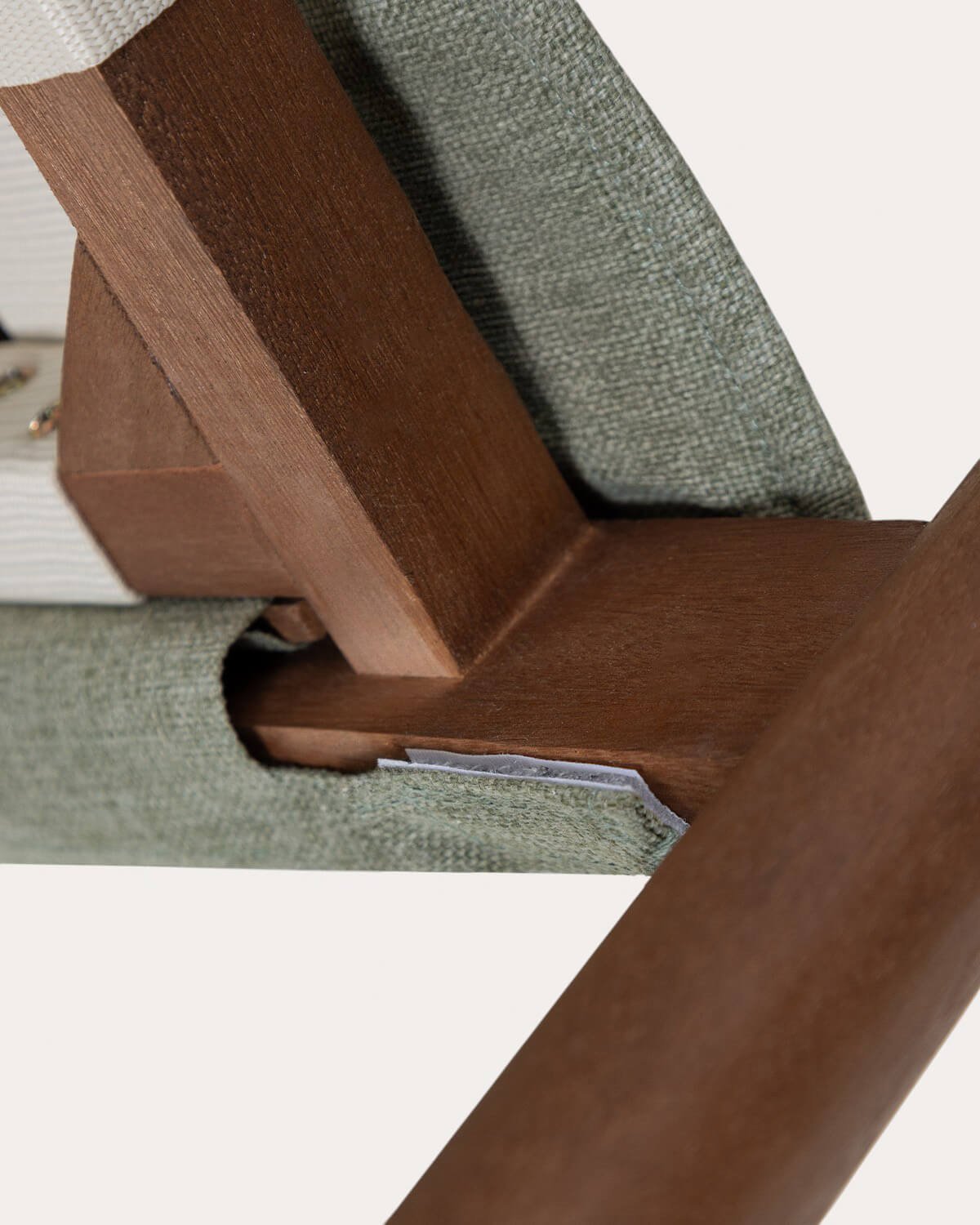 Silla de Comedor de Madera de Eucalipto y Tela Clhoti, imagen de galer&iacute;a 7