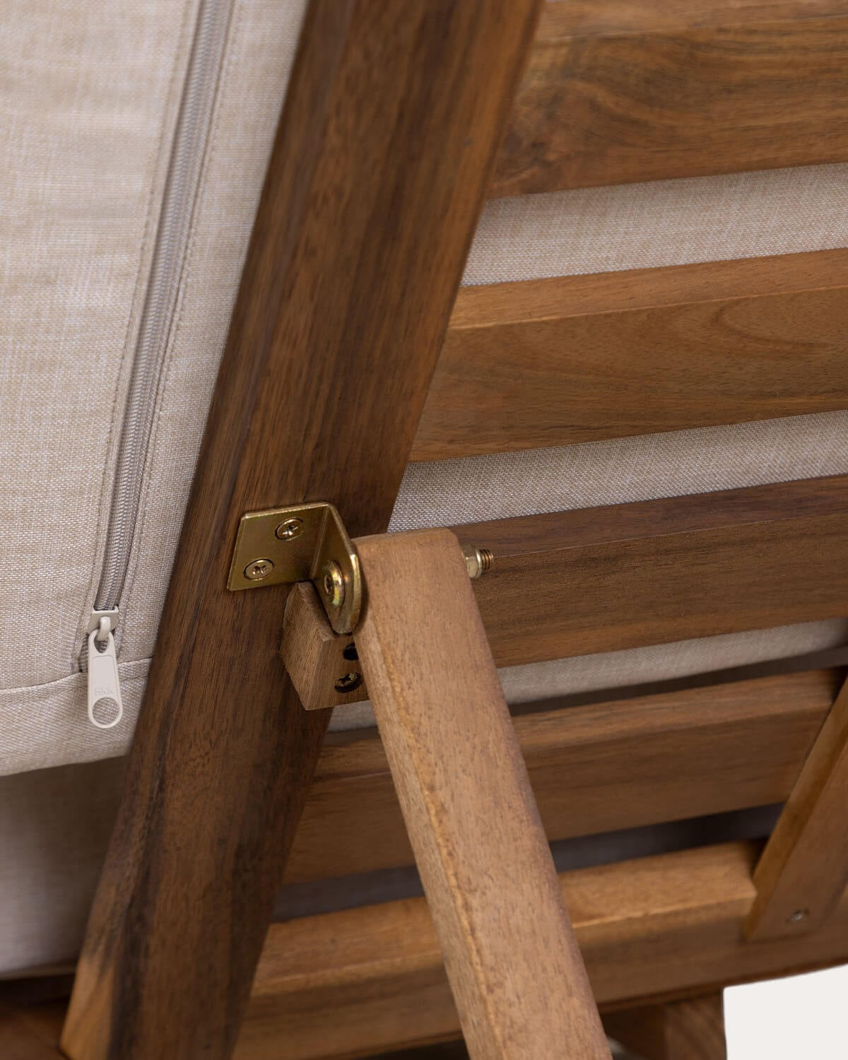 Tumbona Reclinable de Madera de Acacia con Cojín de Tela Cael , imagen de galer&iacute;a 8