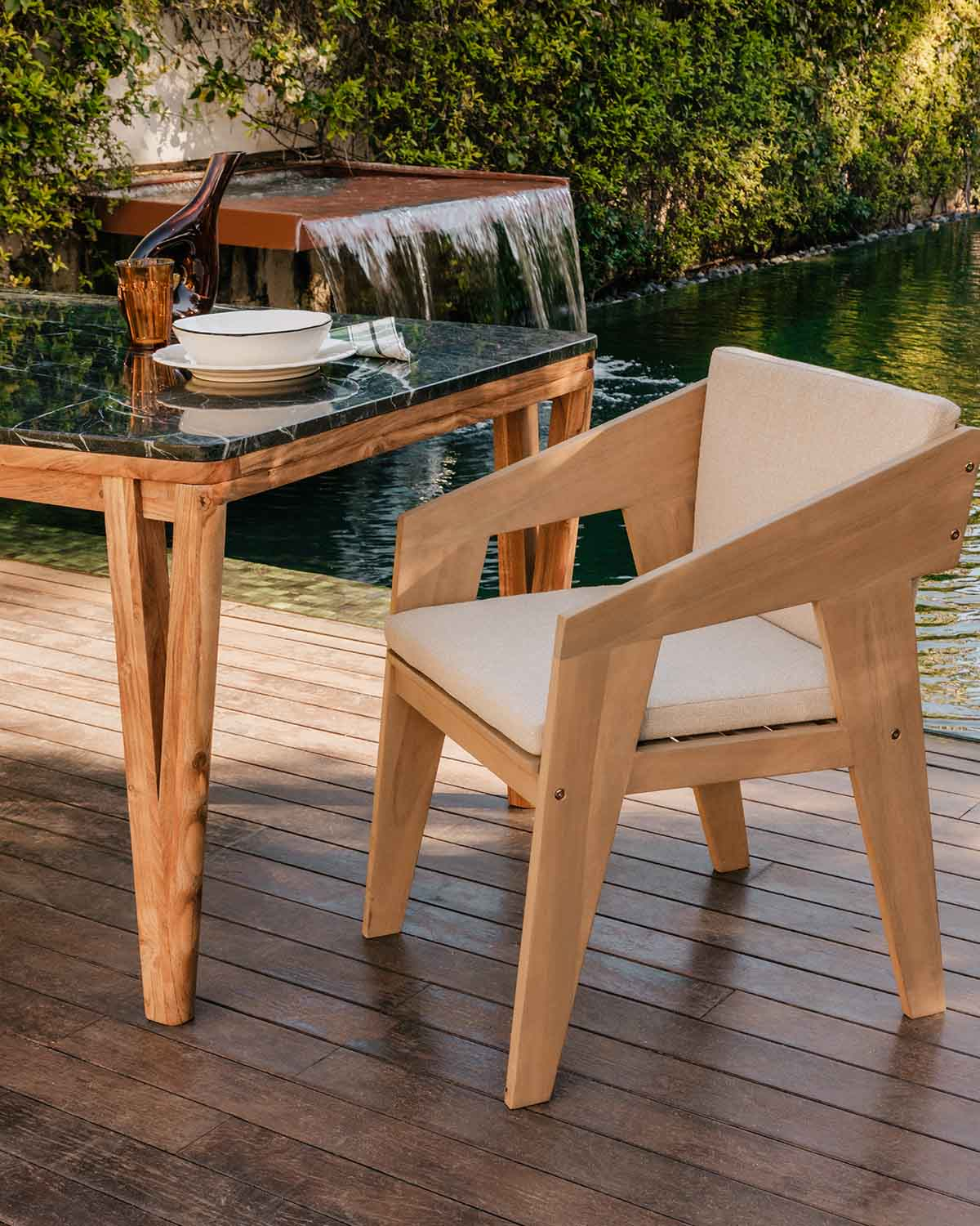 Silla de Exterior con Reposabrazos de Madera de Acacia y Tela Tanon, imagen de galer&iacute;a 2
