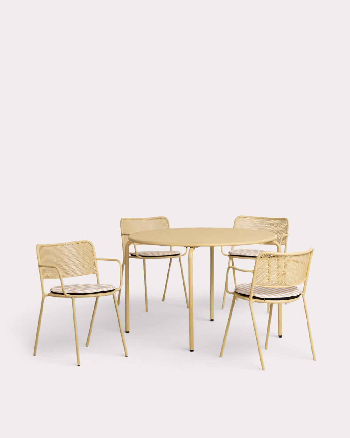 Set de Mesa Redonda (Ø110 cm) y 4 Sillas con Reposabrazos de Metal Dorothea de Exterior