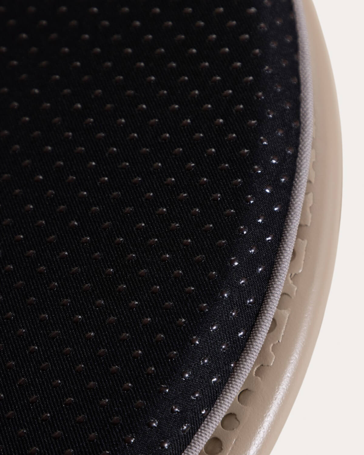 Set de Mesa Cuadrada (78x78 cm) Mijail y 4 Sillas con Resposabrazos de Metal Dorothea de Exterior, imagen de galer&iacute;a 5