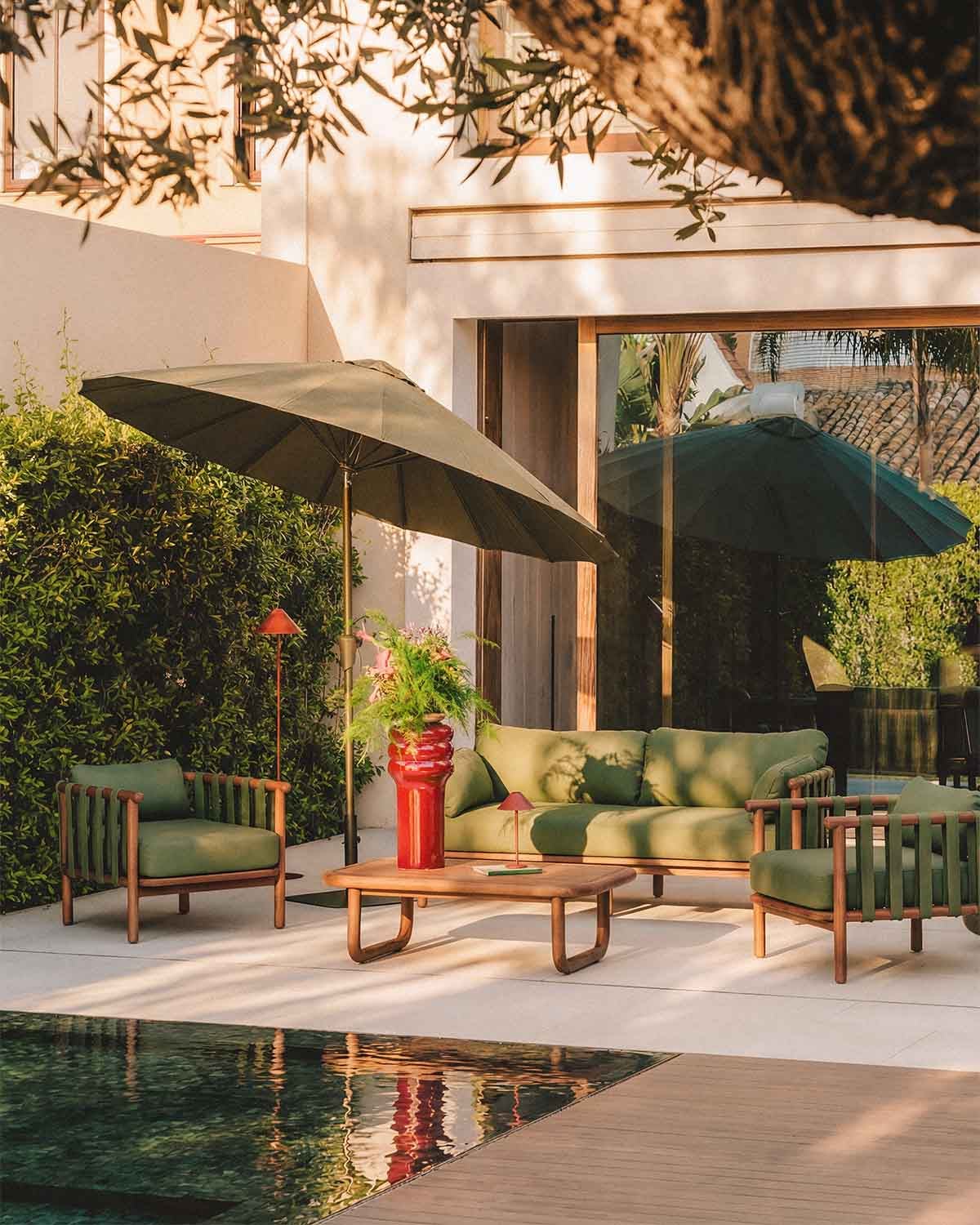 Set de Jardín con Sofá 2 Plazas, 2 Sillones y Mesa de Centro de Madera de Eucalipto y Tela Edvard, imagen de galer&iacute;a 2