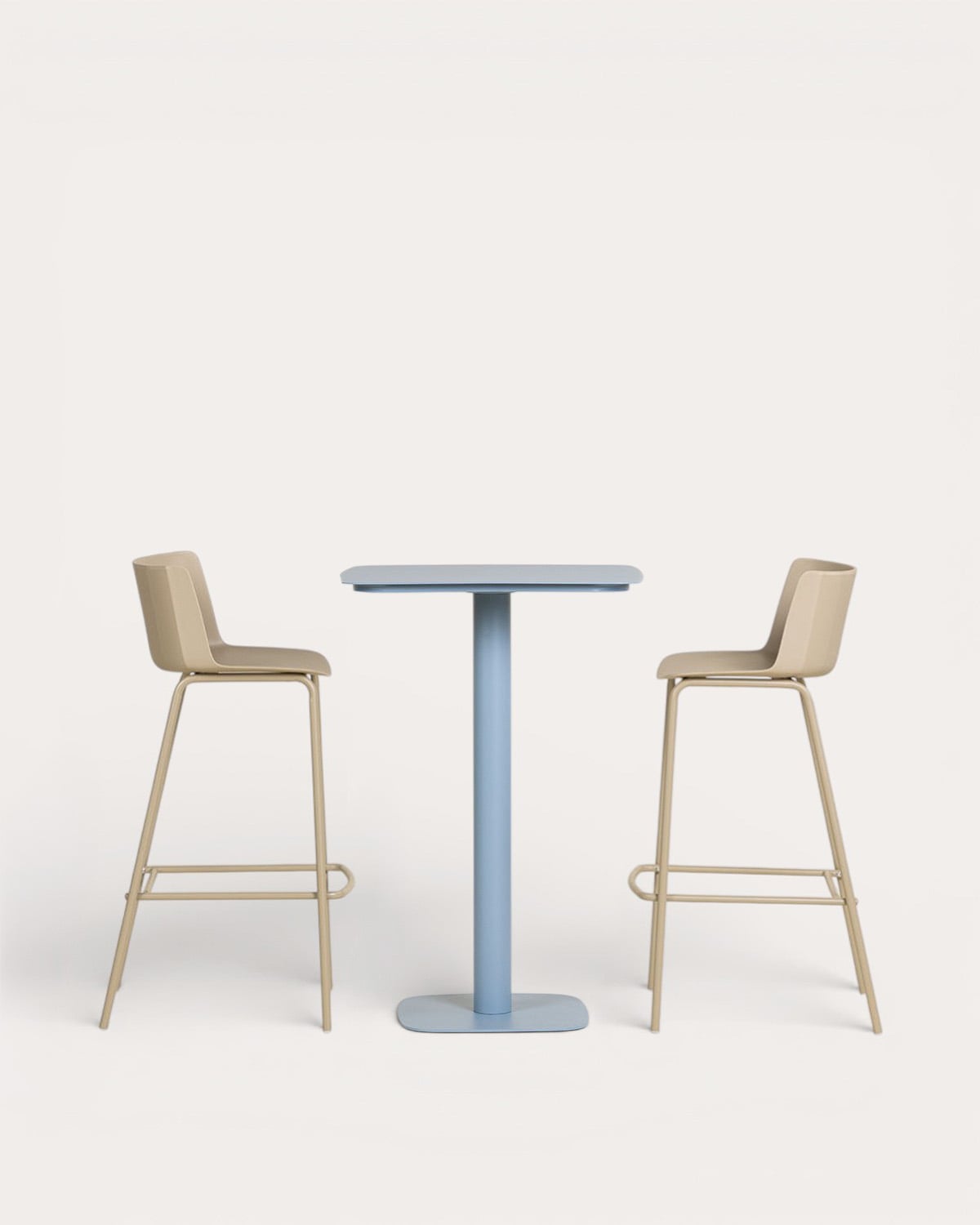 Set de Mesa Alta Cuadrada de Metal (70x70 cm) Zoilo y 2 Taburetes Altos de Polipropileno (74 cm) Meivy de Exterior, imagen de galer&iacute;a 2