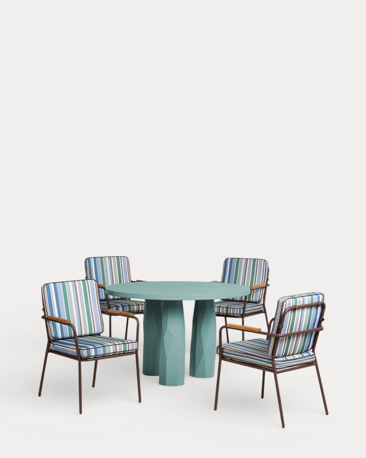 Set de Mesa Redonda de Cemento Rune (Ø120 cm) y 4 Sillas con Reposabrazos de Metal Edimbra de Exterior, imagen de galer&iacute;a 1