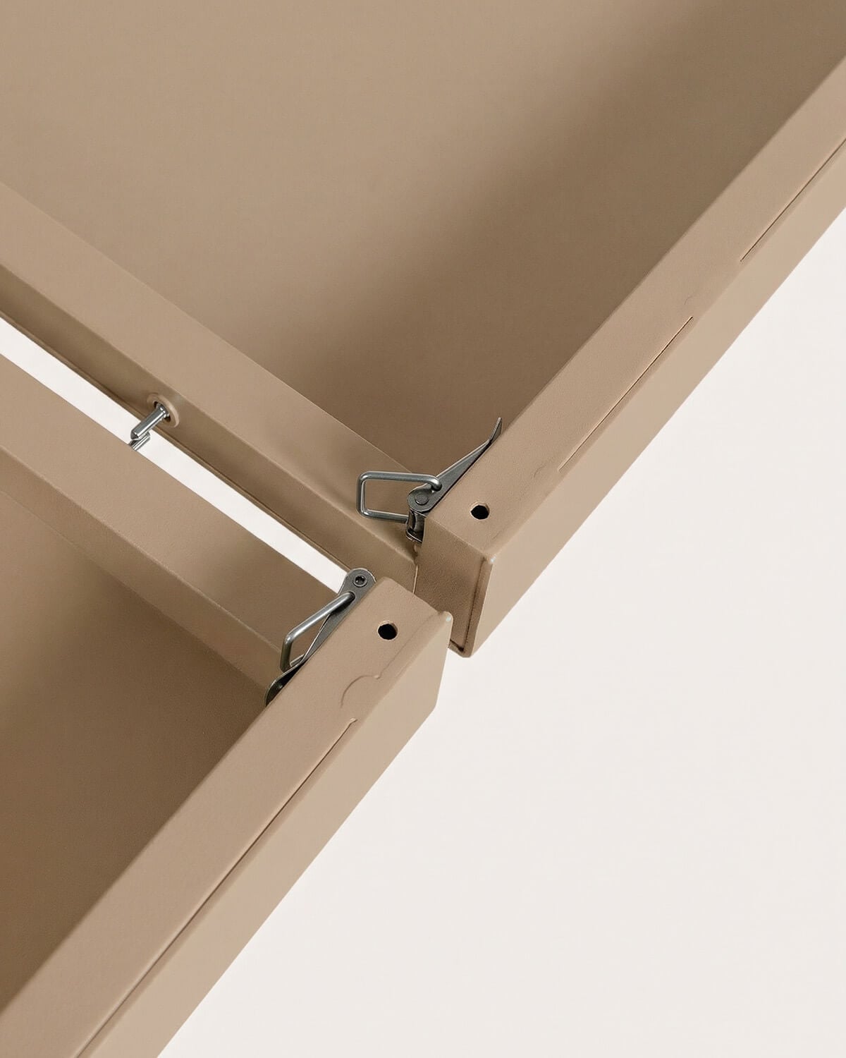 Set de Mesa Extensible (Ø120-240x120 cm) Beca y 8 Sillas con Reposabrazos de Metal Edimbra de Exterior, imagen de galer&iacute;a 12