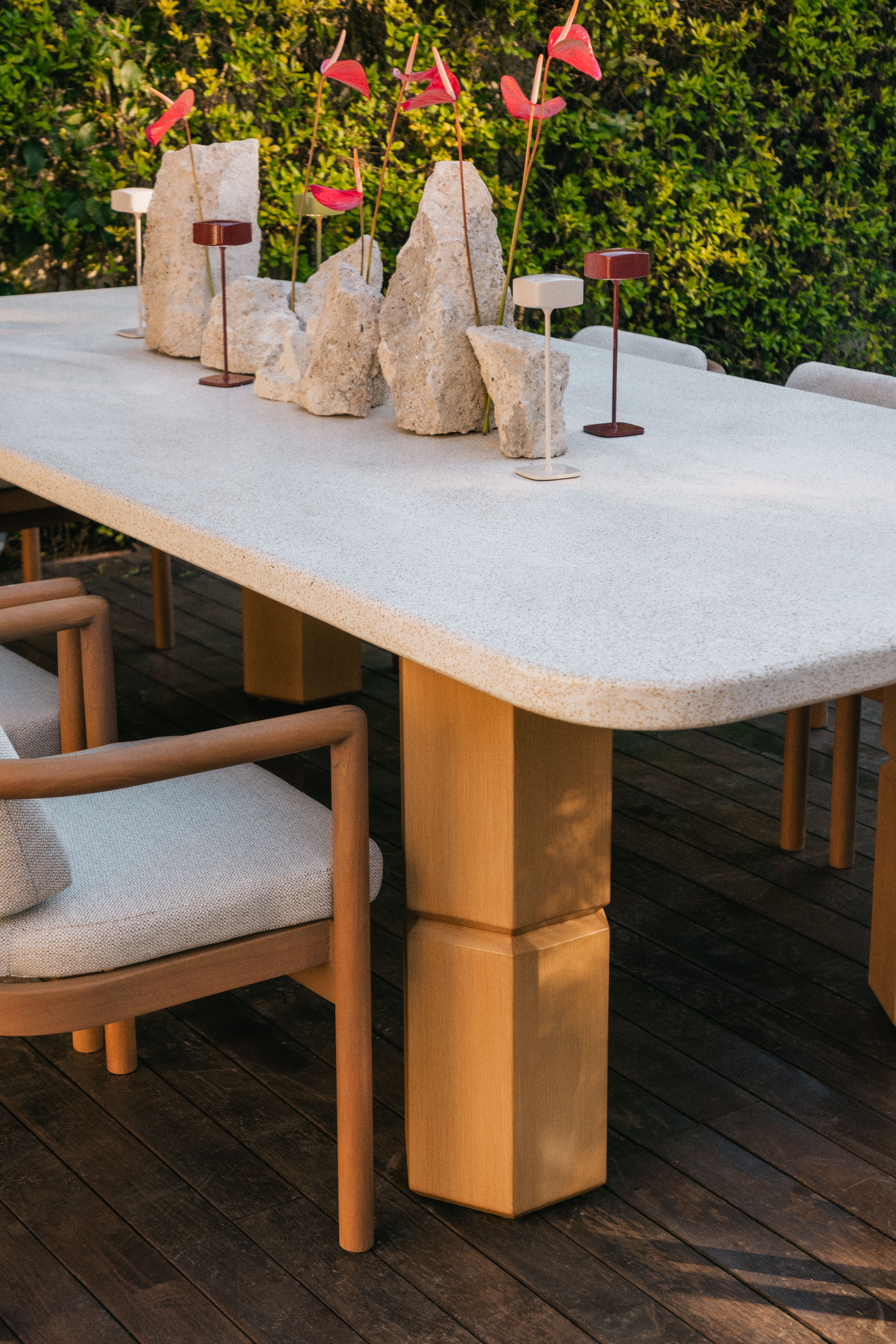 Mesa de Exterior Rectangular de Terrazo y Madera de Acacia (270x120 cm) Ixiar, imagen de galer&iacute;a 2