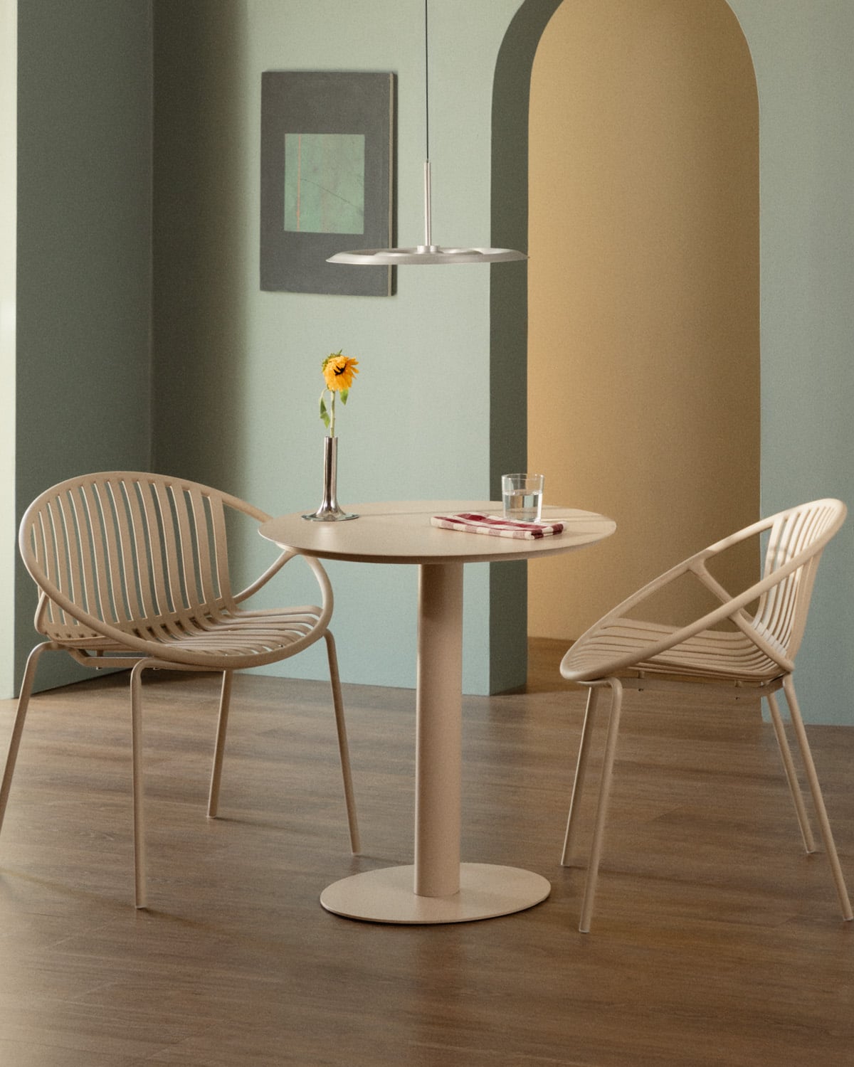 Mesa de Comedor Redonda de Metal (Ø70 cm) Banon, imagen de galer&iacute;a 2