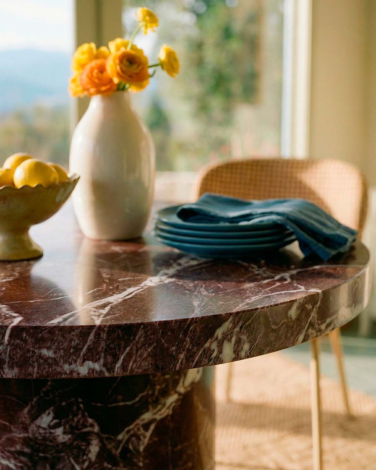 Mesa de Comedor Redonda de Hormigón (Ø120 cm) Mathis, imagen de galer&iacute;a 3