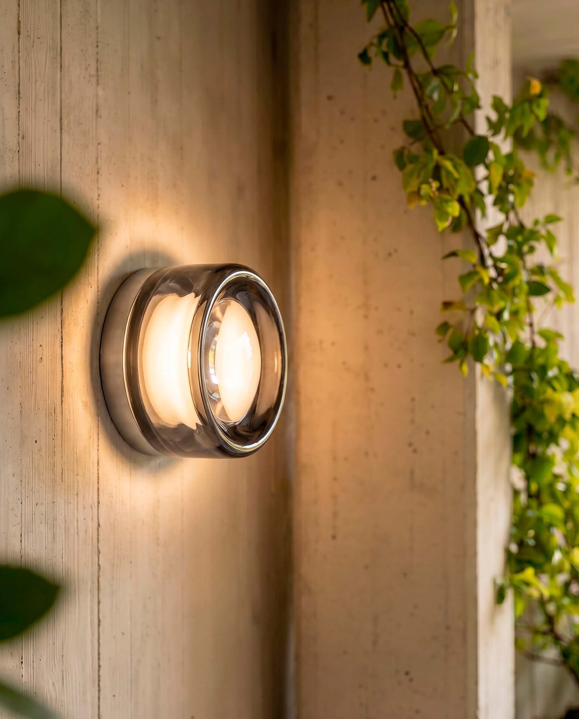 Aplique de Pared LED de Exterior de Cristal Yasu, imagen de galer&iacute;a 2