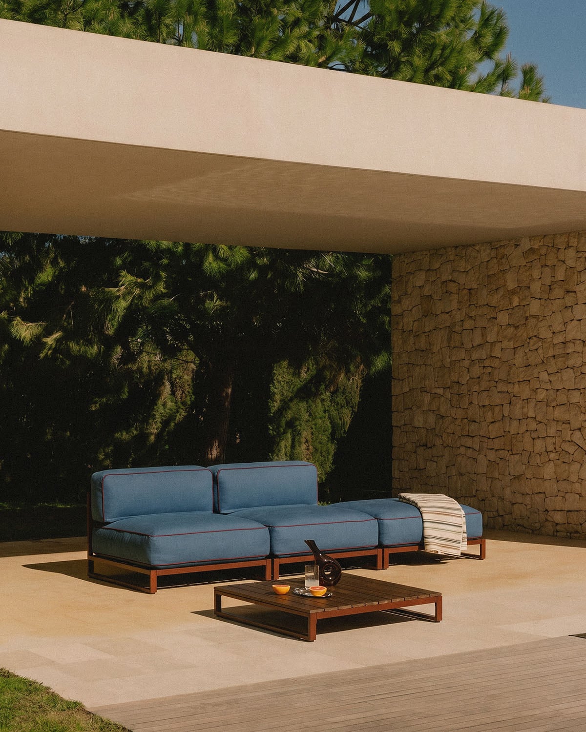 Sofá Modular de Jardín 2 Piezas Módulo Central con Módulo Puff de Metal y Tela Kristen, imagen de galer&iacute;a 2