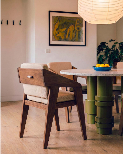 Silla de comedor con reposabrazos de madera de acacia Tanon