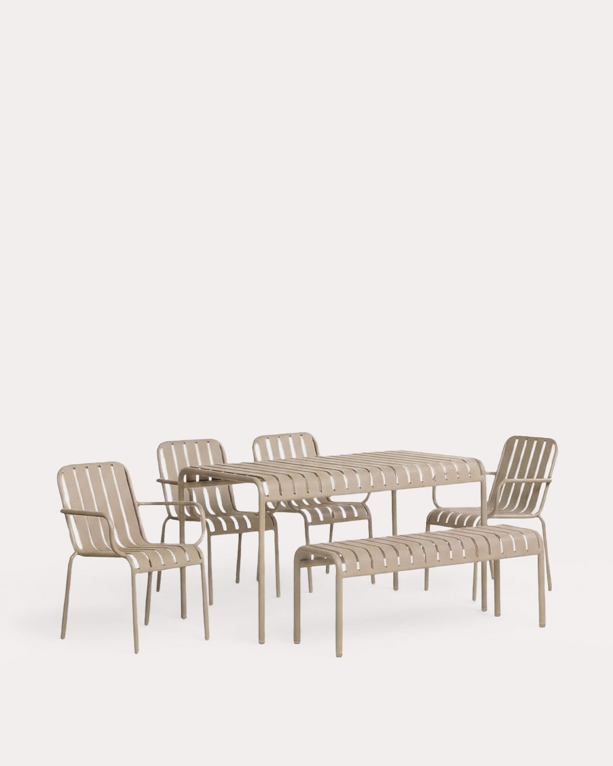 Set de mesa rectangular 130x80 cm con 1 banco y 4 sillas de metal tavo de Exterior