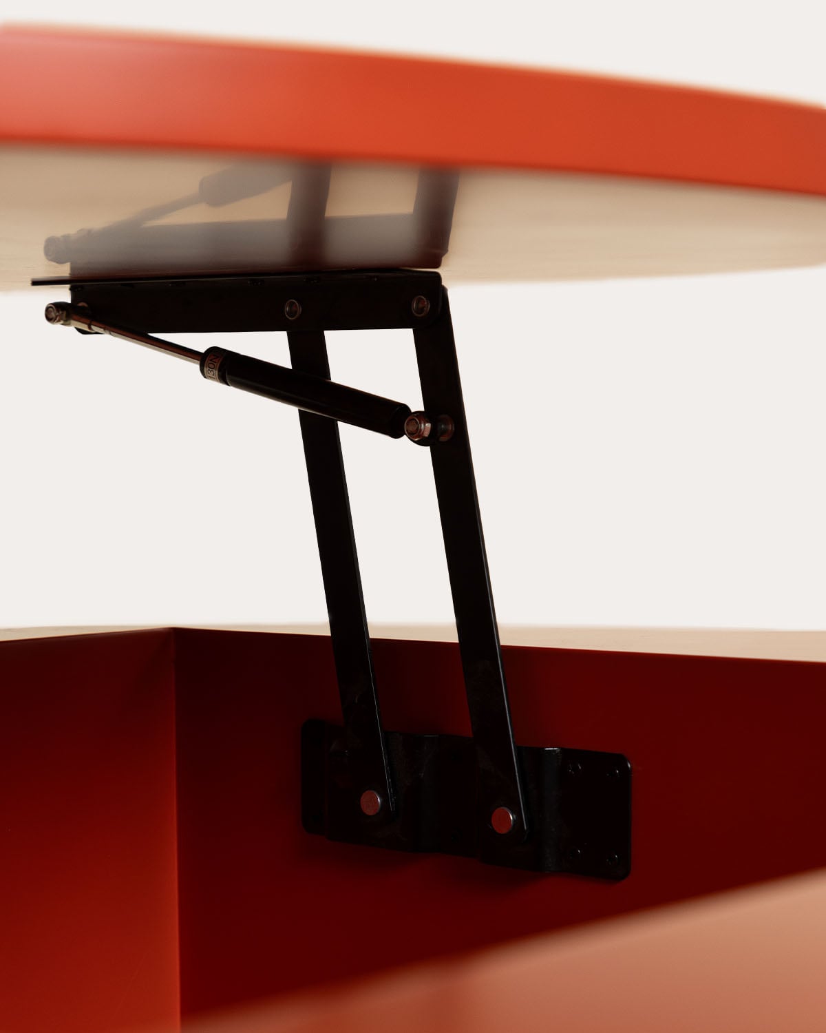 Mesa de centro elevable redonda Ø90 cm de madera Maele, imagen de galer&iacute;a 7