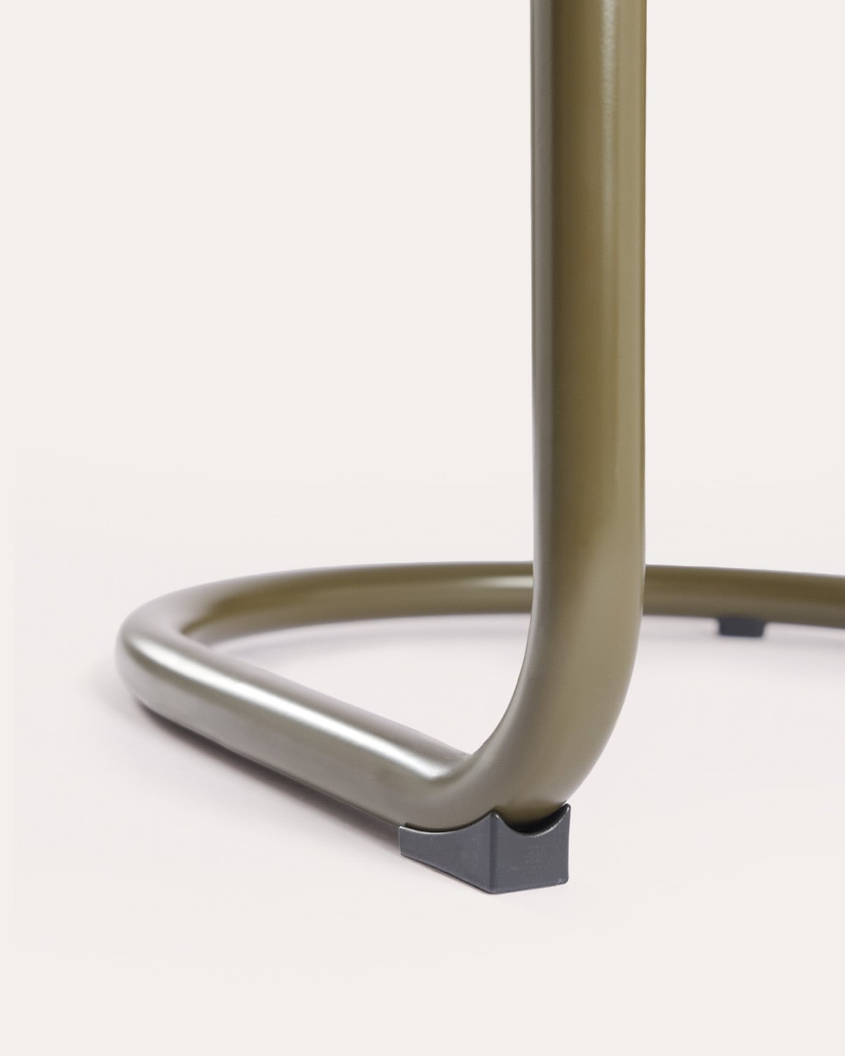 Silla de Comedor de Metal Aryo, imagen de galer&iacute;a 6