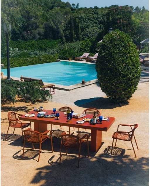Mesa de exterior rectangular 245x100 cm de cemento Itxaso
