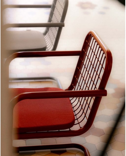 Pack 2 sillas de comedor con reposabrazos de metal Biaritz