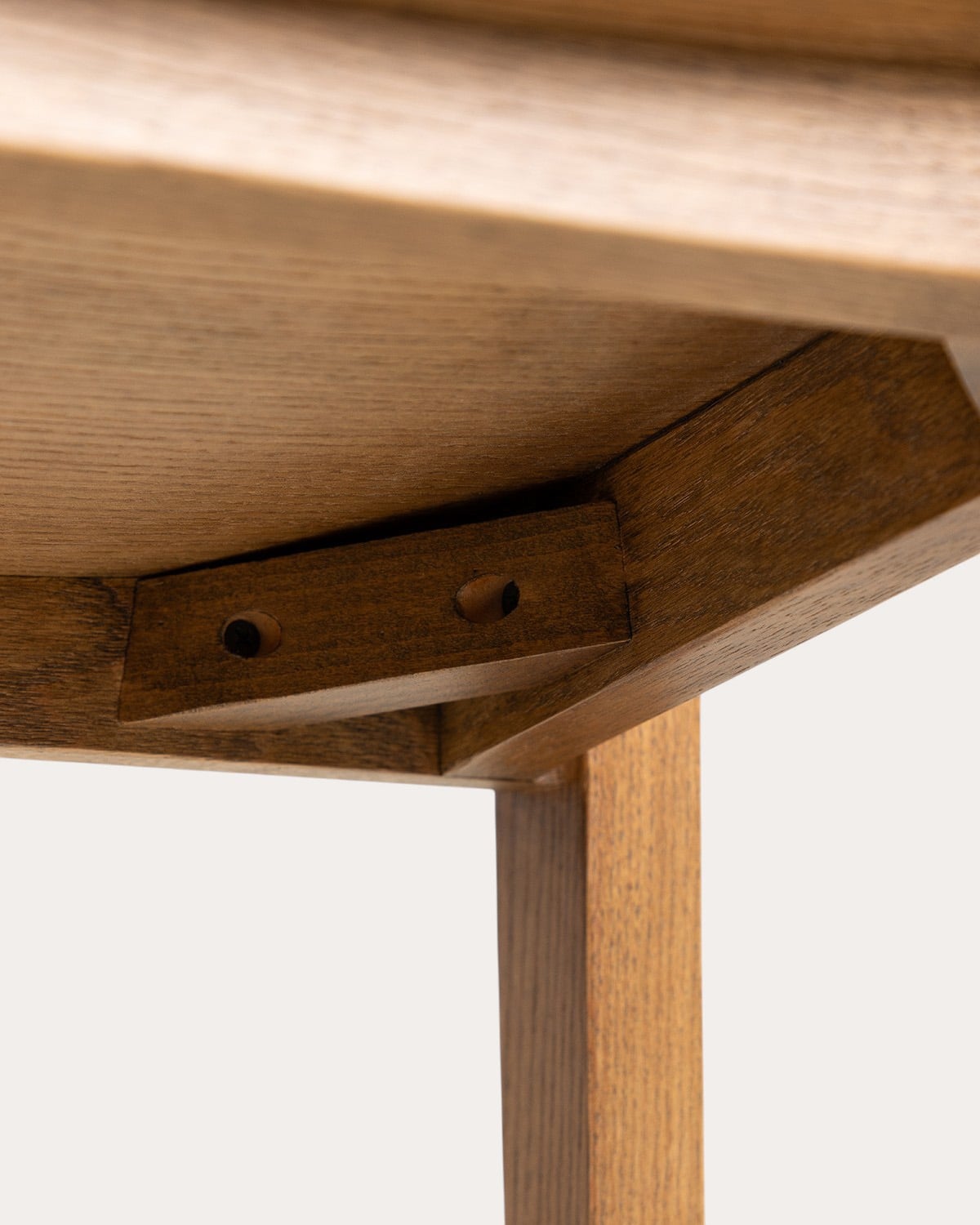 Pack 4 taburetes altos de madera de roble Laly, imagen de galer&iacute;a 9