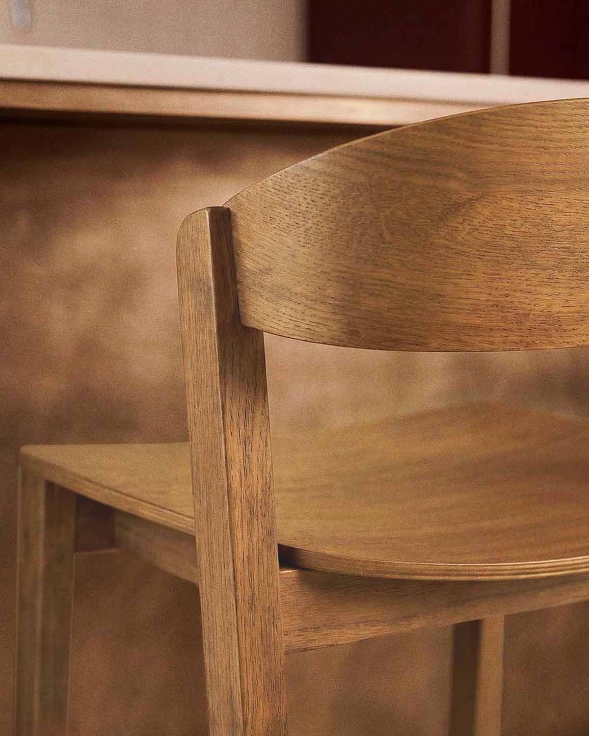 Pack 4 taburetes altos de madera de roble Laly, imagen de galer&iacute;a 3