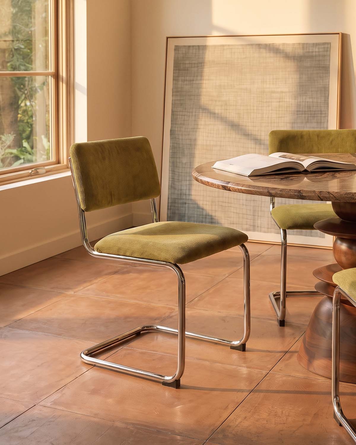 Silla de comedor de metal y tela Viola, imagen de galer&iacute;a 2