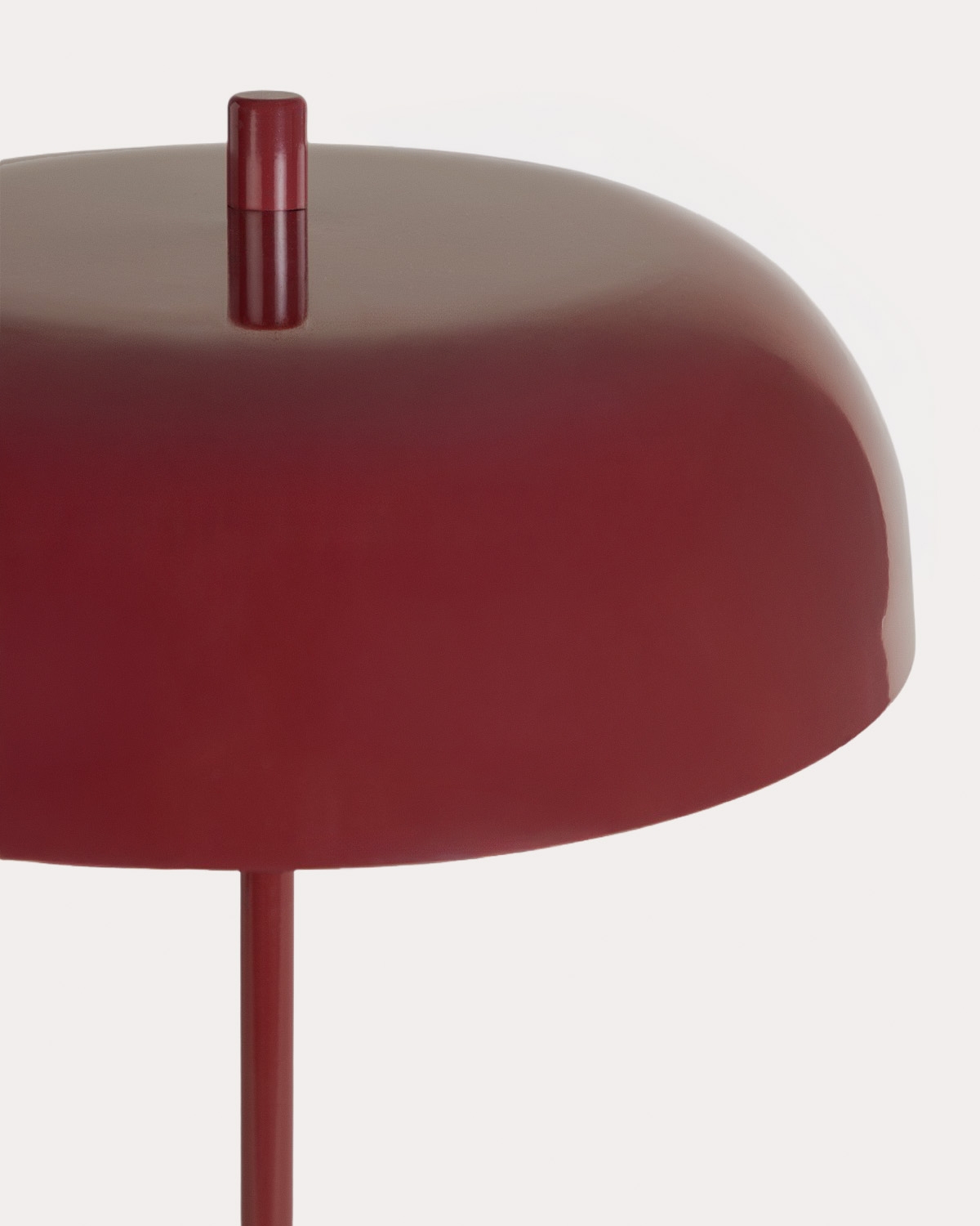 Lámpara de mesa de metal Kolbin, imagen de galer&iacute;a 3