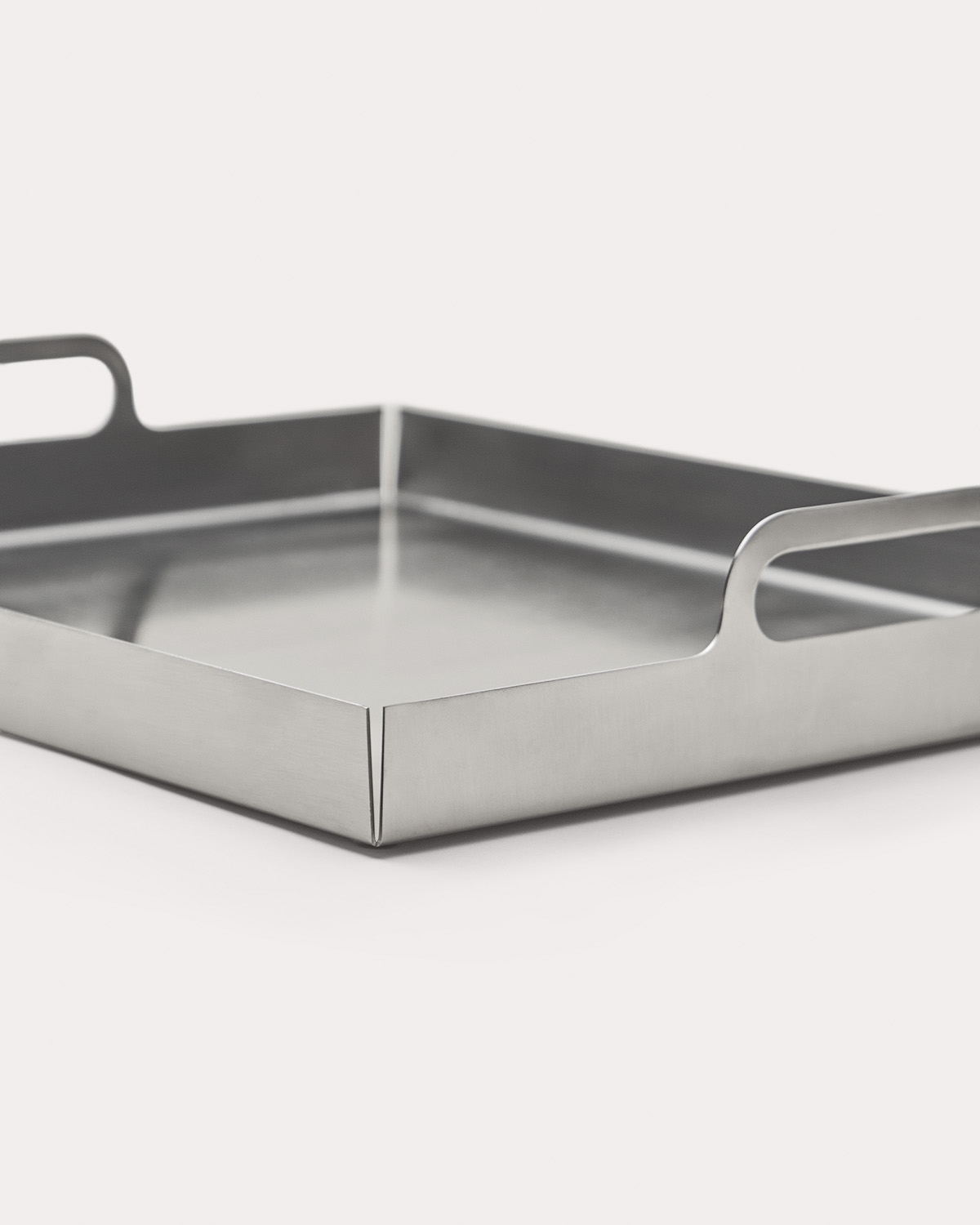 Bandeja rectangular de metal Dhira, imagen de galer&iacute;a 2