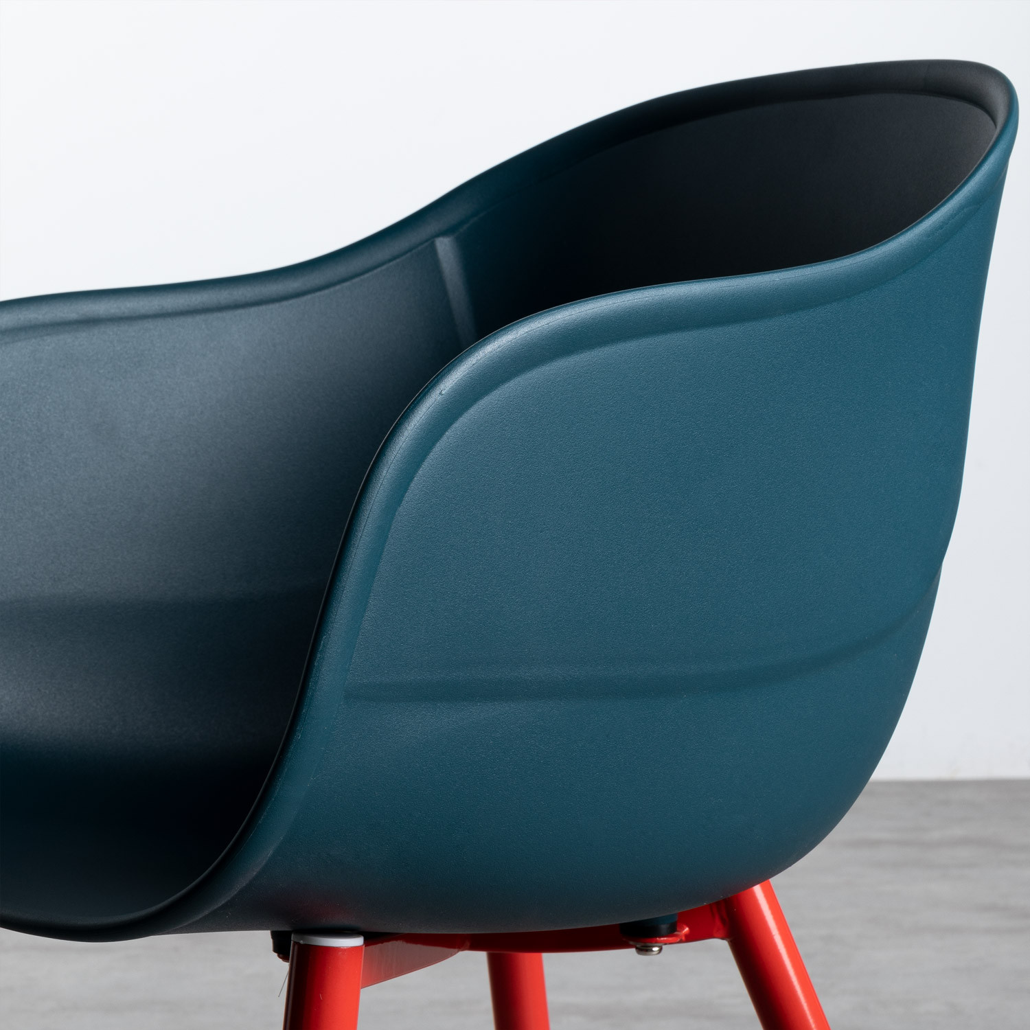 Silla de Comedor con Reposabrazos en Polipropileno y Metal Jed Classic